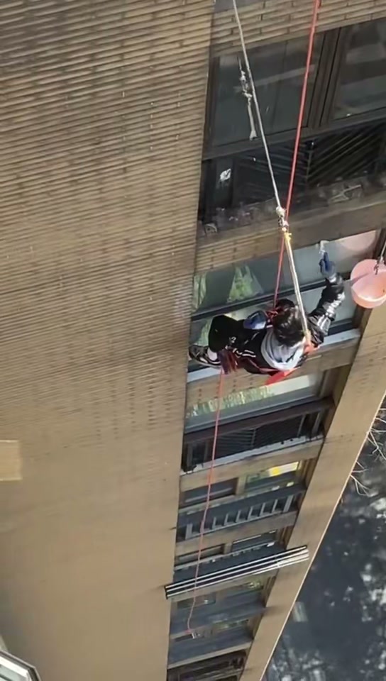 杭州拱墅区三塘桃园外墙渗水修复施工前状况（第1张）